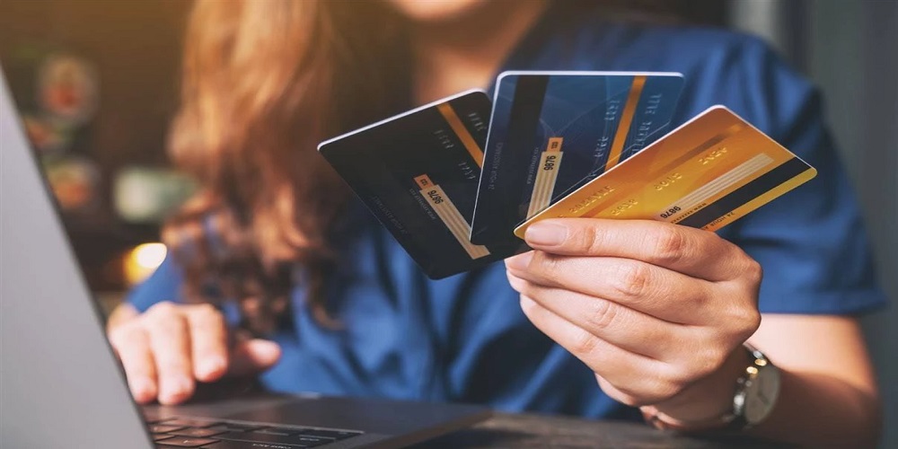 Por que os ricos agora preferem gastar com viagens de luxo, e não com bens materiais / Fonte: Freepik